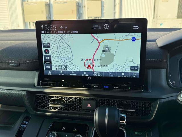 ステップワゴン スパーダ　プレミアムライン　１１インチ純正ナビ　ＥＴＣ　バックカメラ　ナビ　ＴＶ　クリアランスソナー　オートクルーズコントロール　衝突被害軽減システム　両側電動スライドドア　ＬＥＤヘッドランプ　スマートキー　シートヒーター（16枚目）