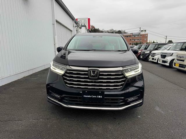 オデッセイハイブリッド ｅ：ＨＥＶアブソルート・ＥＸ　１１インチ純正ナビ　１２インチリア席モニター　純正ＥＴＣ　ブラックエンブレム　オートクルーズコントロール　衝突被害軽減システム　ＬＥＤヘッドランプ　スマートキー　シートヒーター　ＣＶＴ（9枚目）