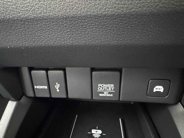 オデッセイハイブリッド ｅ：ＨＥＶアブソルート・ＥＸ　１１インチ純正ナビ　１２インチリア席モニター　純正ＥＴＣ　ブラックエンブレム　オートクルーズコントロール　衝突被害軽減システム　ＬＥＤヘッドランプ　スマートキー　シートヒーター　ＣＶＴ（18枚目）