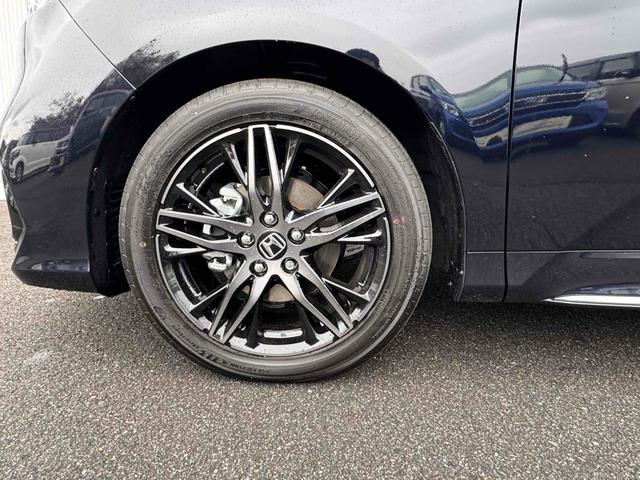 オデッセイハイブリッド ｅ：ＨＥＶアブソルート・ＥＸ　１１インチ純正ナビ　１２インチリア席モニター　純正ＥＴＣ　ブラックエンブレム　オートクルーズコントロール　衝突被害軽減システム　ＬＥＤヘッドランプ　スマートキー　シートヒーター　ＣＶＴ（28枚目）