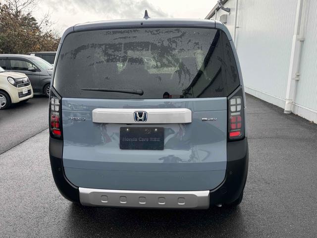 フリード e:HEVクロスター 福祉車輌 純正8インチナビ TV オートクルーズコントロール 衝突被害軽減システム 両側電動スライドドア スマートキー LEDヘッドランプ シートヒーター 盗難防止システム CVT ABS(12枚目)