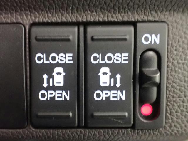 フリード Ｇ・ホンダセンシング　７人乗り　純正ディスプレイオーディオ　ＵＳＢ＆ＢＴ接続可能　ワンセグＴＶ　バックカメラ　ＥＴＣ　ワンオーナー　両側パワスラ　レーダークルーズＣ　ＬＥＤオートライト　プッシュスタート　スペアキー（9枚目）