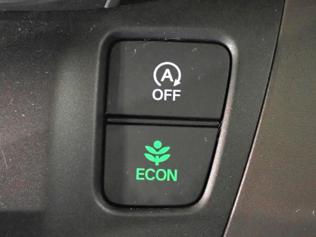 フリード Ｇ・ホンダセンシング　７人乗り　純正ディスプレイオーディオ　ＵＳＢ＆ＢＴ接続可能　ワンセグＴＶ　バックカメラ　ＥＴＣ　ワンオーナー　両側パワスラ　レーダークルーズＣ　ＬＥＤオートライト　プッシュスタート　スペアキー（12枚目）