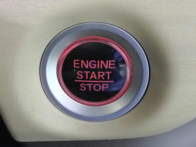 フリード Ｇ・ホンダセンシング　７人乗り　純正ディスプレイオーディオ　ＵＳＢ＆ＢＴ接続可能　ワンセグＴＶ　バックカメラ　ＥＴＣ　ワンオーナー　両側パワスラ　レーダークルーズＣ　ＬＥＤオートライト　プッシュスタート　スペアキー（13枚目）