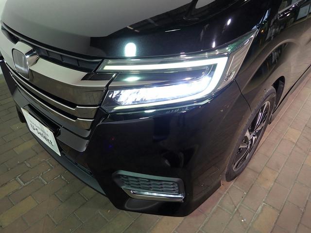 ステップワゴンスパーダ スパーダ・クールスピリットホンダセンシング　７人乗り　純正９インチナビ　フルセグＴＶ　ＵＳＢ＆ＢＴ＆ＨＤＭＩ接続可能　バックカメラ　ＥＴＣ　純正フリップダウンモニター　ワンオーナー　両側パワスラ　シートヒーター　ＬＥＤオートライト　禁煙車（27枚目）