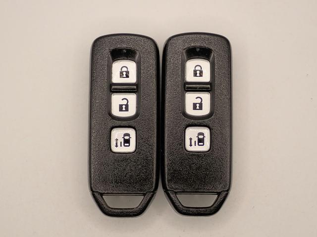 Ｎ－ＢＯＸ Ｇ・Ｌパッケージ　社外ナビ　ワンセグＴＶ　バックカメラ　左側パワスラ　インテリキー　プッシュスタート　アイドリングストップ　純正１４インチアルミ　オートエアコン　スペアキー（8枚目）