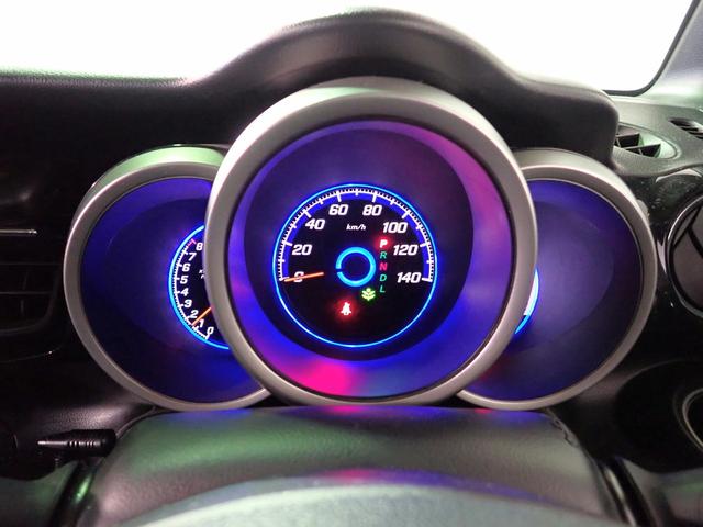 Ｎ－ＢＯＸカスタム Ｇ・Ｌパッケージ　社外ナビ　フルセグＴＶ　ＢＴ接続可能　バックカメラ　左側パワスラ　ＨＩＤオートライト　インテリキー　プッシュスタート　純正１４インチアルミ　スペアキー（17枚目）