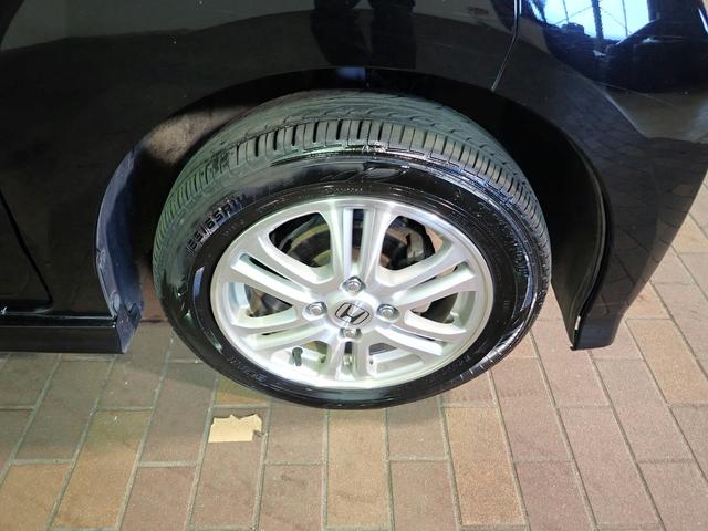 Ｎ－ＢＯＸカスタム Ｇ・Ｌパッケージ　社外ナビ　フルセグＴＶ　ＢＴ接続可能　バックカメラ　左側パワスラ　ＨＩＤオートライト　インテリキー　プッシュスタート　純正１４インチアルミ　スペアキー（33枚目）