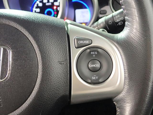 N-BOXカスタム G・ターボLパッケージ 社外9インチナビ フルセグTV USB&BT接続可能 バックカメラ ETC ワンオーナー 両側パワスラ クルーズC ハーフレザーシート インテリキー プッシュスタート HIDオートライト 禁煙車(16枚目)