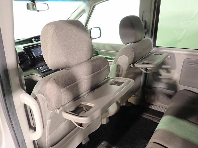 ステップワゴン G 8人乗り 社外ナビ フルセグTV USB&BT接続 バックカメラ ETC 社外フリップダウンモニター ワンオーナー 両側パワスラ クルーズC LEDオートライト Aストップ インテリキー 社外アルミ(24枚目)