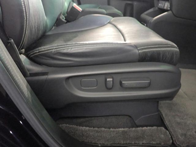 オデッセイハイブリッド ハイブリッドアブソルート・ホンダセンシンアドバンスP 7人乗り 純正ナビ フルセグTV USB&BT&HDMI接続可能 マルチビューカメラ ETC ワンオーナー 両側パワスラ レーダークルーズC ブラインドスポットモニター パワーシート 禁煙車(11枚目)