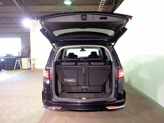 オデッセイハイブリッド ハイブリッドアブソルート・ホンダセンシンアドバンスP 7人乗り 純正ナビ フルセグTV USB&BT&HDMI接続可能 マルチビューカメラ ETC ワンオーナー 両側パワスラ レーダークルーズC ブラインドスポットモニター パワーシート 禁煙車(26枚目)