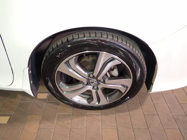 グレイス ハイブリッドEX ETC ナビ装着パッケージ 安心パッケージ クルーズC シートヒーター LEDオートライト ハーフレザーシート インテリキー プッシュスタート Aストップ 純正16インチアルミ スペアキー(31枚目)