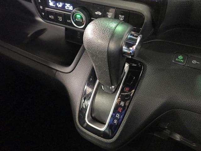 Ｎ－ＢＯＸカスタム Ｇ・Ｌターボホンダセンシング　社外ナビ　フルセグＴＶ　ＵＳＢ＆ＢＴ接続可能　バックカメラ　ＥＴＣ　両側パワスラ　レーダークルーズＣ　ＬＥＤオートライト　インテリキー　プッシュスタート　Ａストップ　ハーフレザー　純正アルミ　禁煙車（19枚目）