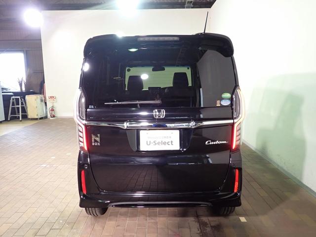 Ｎ－ＢＯＸカスタム Ｇ・Ｌターボホンダセンシング　社外ナビ　フルセグＴＶ　ＵＳＢ＆ＢＴ接続可能　バックカメラ　ＥＴＣ　両側パワスラ　レーダークルーズＣ　ＬＥＤオートライト　インテリキー　プッシュスタート　Ａストップ　ハーフレザー　純正アルミ　禁煙車（32枚目）