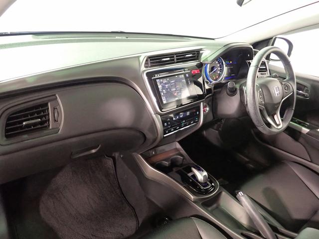 グレイス ハイブリッドＥＸ　純正ナビ　フルセグＴＶ　ＵＳＢ＆ＢＴ＆ＨＤＭＩ接続可能　バックカメラ　ＥＴＣ　ワンオーナー　安心パッケージ　クルーズＣ　ＬＥＤオートライト　プッシュスタート　ハーフレザー　シートヒーター　純正アルミ（23枚目）