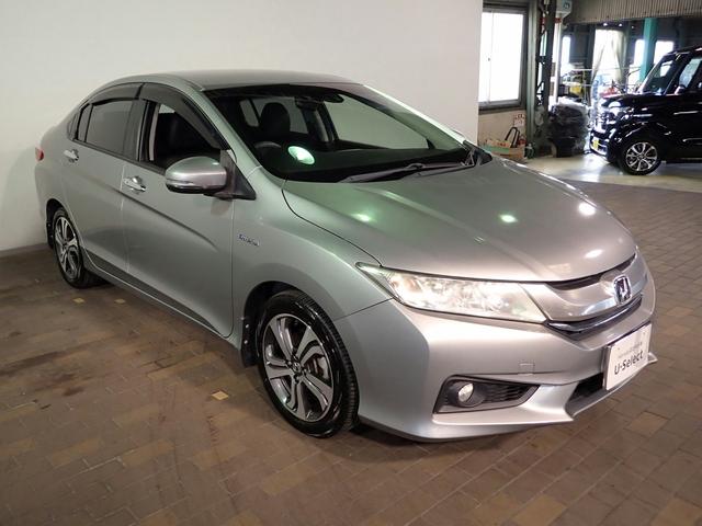 グレイス ハイブリッドＥＸ　純正ナビ　フルセグＴＶ　ＵＳＢ＆ＢＴ＆ＨＤＭＩ接続可能　バックカメラ　ＥＴＣ　ワンオーナー　安心パッケージ　クルーズＣ　ＬＥＤオートライト　プッシュスタート　ハーフレザー　シートヒーター　純正アルミ（28枚目）