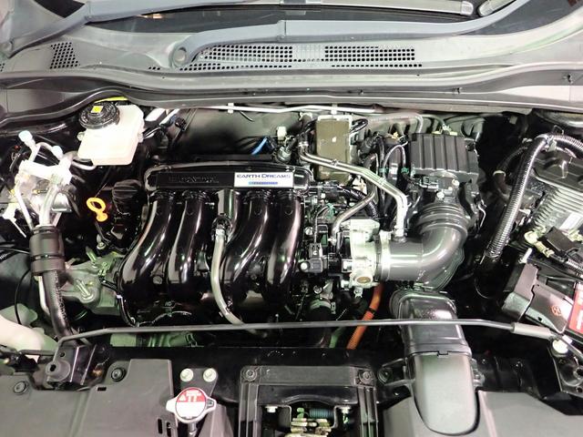 ヴェゼル ハイブリッドＲＳ・ホンダセンシング　純正ナビ　ＵＳＢ＆ＢＴ接続可能　バックカメラ　ＥＴＣ　ワンオーナー　レーダークルーズＣ　ＬＥＤオートライト　シートヒーター　ハーフレザー　ルーフレール　プッシュスタート　純正１８インチアルミ（34枚目）