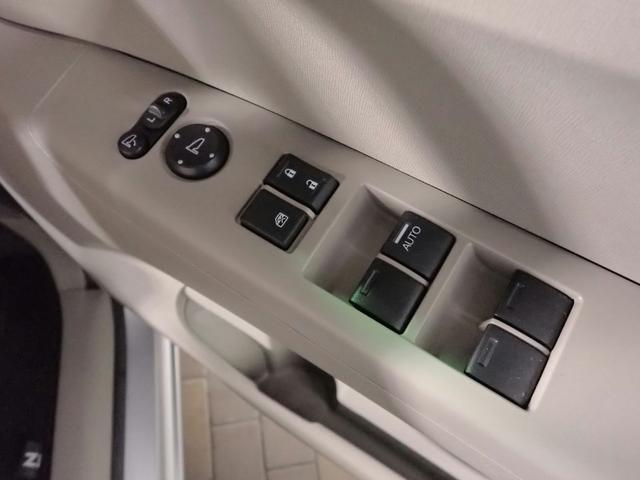 Ｎ－ＢＯＸ Ｇ　純正ＣＤオーディオ　インテリキー　プッシュスタート　アイドリングストップ　社外１３インチアルミ（10枚目）