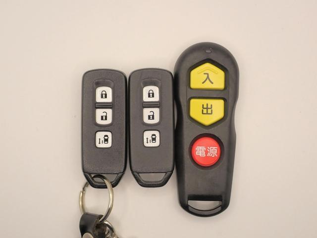 Ｎ－ＢＯＸ＋ ＧＳＳパッケージ　車いす仕様車　純正ナビ　フルセグＴＶ　ＢＴ接続可能　バックカメラ　ＥＴＣ　ワンオーナー　左側パワスラ　安心パッケージ　Ａストップ　インテリキー　プッシュスタート　スペアキー（8枚目）
