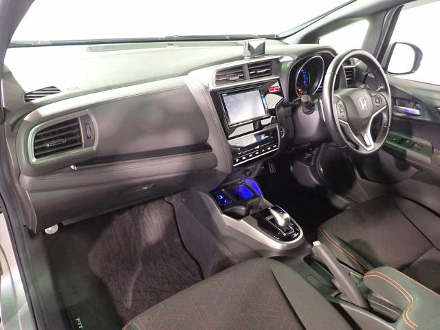 フィットハイブリッド Ｓパッケージ　純正ナビ　フルセグＴＶ　ＢＴ接続　バックカメラ　ＥＴＣ　ワンオーナー　安心パッケージ　ＬＥＤオートライト　クルーズＣ　インテリキー　プッシュスタート　アイドリングストップ　純正アルミ　禁煙車（21枚目）