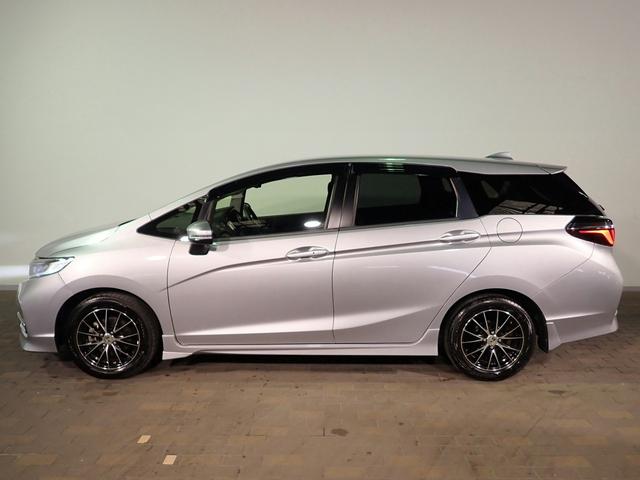 シャトル Ｇホンダセンシング　純正ナビ　フルセグＴＶ　ＵＳＢ＆ＢＴ接続　バックカメラ　ＥＴＣ　ワンオーナー　レーダークルーズＣ　ＬＥＤオートライト　インテリキー　プッシュスタート　Ａストップ　社外アルミ　スペアキー（30枚目）