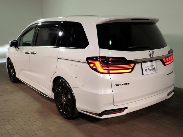 オデッセイ アブソルート・ＥＸ　７人乗り　純正ナビ　フルセグＴＶ　ＵＳＢ＆ＢＴ＆ＨＤＭＩ接続　マルチビューカメラ　ＥＴＣ２．０　フリップダウンモニター　ホンダセンシング　パワーテールゲート　レーダーＣＣ　両側パワスラ　純正アルミ（31枚目）