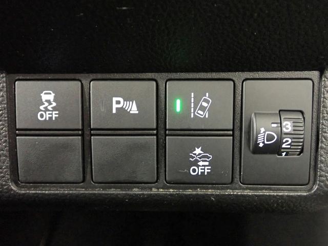 Ｎ－ＷＧＮカスタム Ｌホンダセンシング　純正ナビ　フルセグＴＶ　ＵＳＢ＆ＢＴ接続　バックカメラ　ＥＴＣ　ワンオーナー　レーダークルーズＣ　シートヒーター　ＬＥＤオートライト　Ａストップ　インテリキー　プッシュスタート　純正アルミ（11枚目）