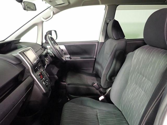 ヴォクシー ZS 煌II 純正8インチHDDナビ・フルセグTV・DVD再生・音楽録音・ブルートゥース音楽 天吊りモニター バックカメラ ETC インテリキー HIDヘッド 両側パワースライド 純正16インチAW(9枚目)