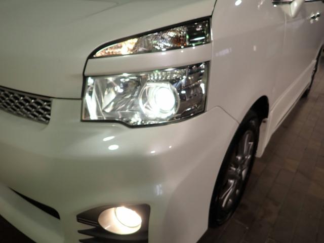 ヴォクシー ZS 煌II 純正8インチHDDナビ・フルセグTV・DVD再生・音楽録音・ブルートゥース音楽 天吊りモニター バックカメラ ETC インテリキー HIDヘッド 両側パワースライド 純正16インチAW(26枚目)