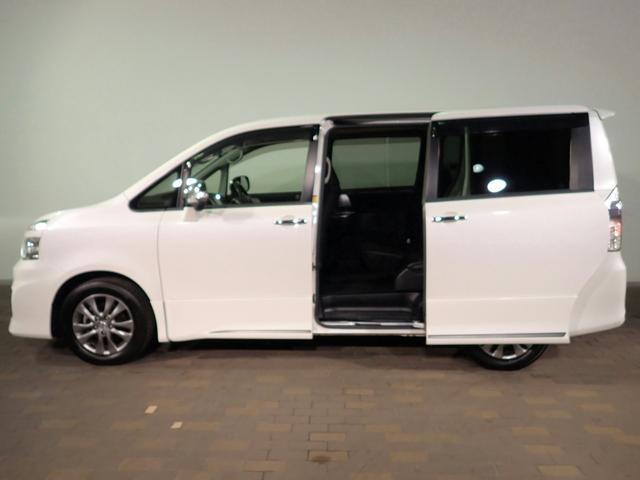 ヴォクシー ZS 煌II 純正8インチHDDナビ・フルセグTV・DVD再生・音楽録音・ブルートゥース音楽 天吊りモニター バックカメラ ETC インテリキー HIDヘッド 両側パワースライド 純正16インチAW(29枚目)