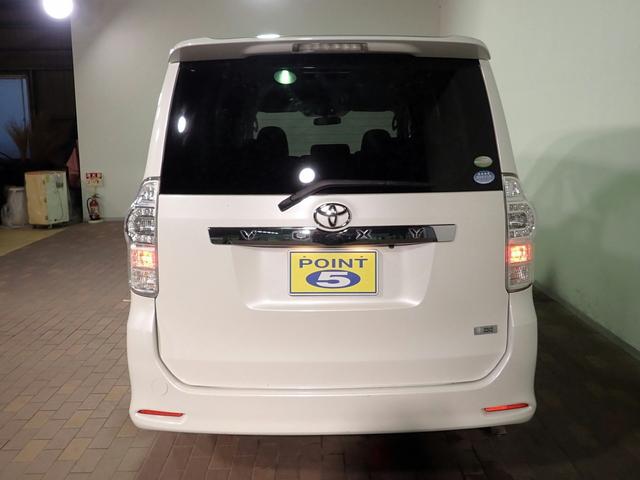 ヴォクシー ZS 煌II 純正8インチHDDナビ・フルセグTV・DVD再生・音楽録音・ブルートゥース音楽 天吊りモニター バックカメラ ETC インテリキー HIDヘッド 両側パワースライド 純正16インチAW(31枚目)