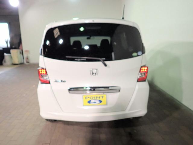HONDA FREED SPIKE G JUST SELECTION