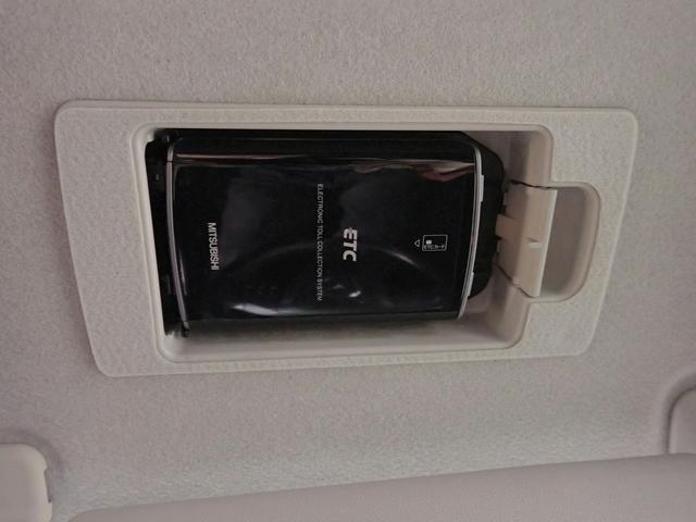 プレマシー ２０Ｃ－スカイアクティブ　純正メモリーナビ・フルセグＴＶ・ＤＶＤ再生・ブルートゥース音楽　バックカメラ　ＥＴＣ　キーレスエントリー　前後ドラレコ　社外ＬＥＤ　禁煙車（15枚目）