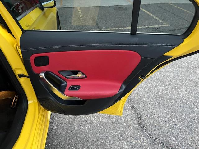 【コーティングメニュー豊富♪】ボディー・窓・ヘッドライトメニューをご用意しております！納車後も気持ちよくお乗りいただけるようお手伝いさせていただきます！！