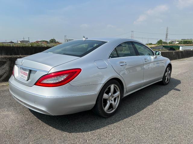 ＣＬＳクラス ＣＬＳ３５０　ブルーエフィシェンシー　ＣＬＳ３５０　ブルーエフィシェンシー（４名）　ワンオーナー　禁煙車　シートヒーター　レザーシート　パワーシート　パーキングアシスト　Ｗエアコン　クルーズコントロール　バックカメラ　キーレス（8枚目）