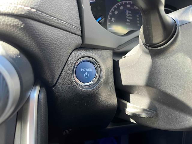 ＲＡＶ４ ハイブリッドＧ　４ＷＤ　ドライブレコーダー　全周囲カメラ　クリアランスソナー　オートクルーズコントロール　レーンアシスト　パワーシート　ナビ　オートマチックハイビーム　オートライト　電動リアゲート　アルミホイール（12枚目）