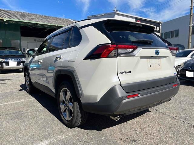 ＲＡＶ４ ハイブリッドＧ　４ＷＤ　ドライブレコーダー　全周囲カメラ　クリアランスソナー　オートクルーズコントロール　レーンアシスト　パワーシート　ナビ　オートマチックハイビーム　オートライト　電動リアゲート　アルミホイール（22枚目）
