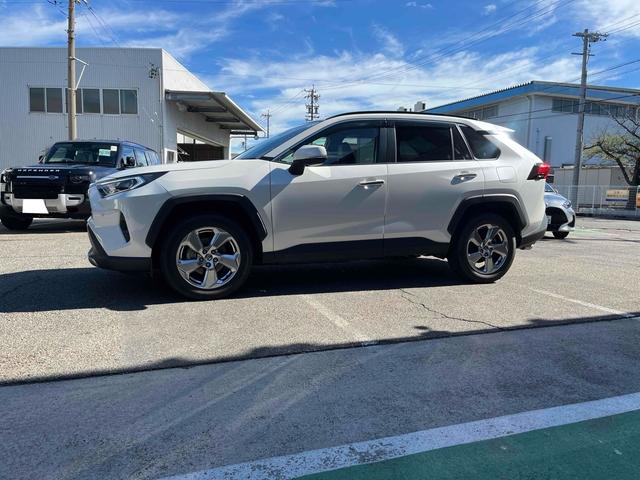 ＲＡＶ４ ハイブリッドＧ　４ＷＤ　ドライブレコーダー　全周囲カメラ　クリアランスソナー　オートクルーズコントロール　レーンアシスト　パワーシート　ナビ　オートマチックハイビーム　オートライト　電動リアゲート　アルミホイール（39枚目）