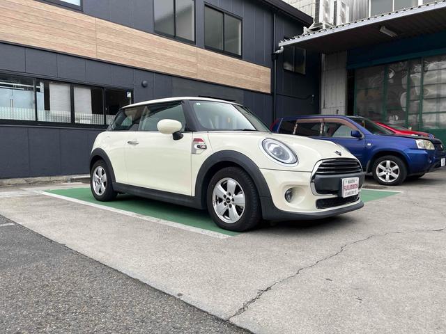 ＭＩＮＩ ヴィクトリア　ＥＴＣ　バックカメラ　ナビ　クリアランスソナー　アルミホイール　オートライト　スマートキー　アイドリングストップ　電動格納ミラー　ＡＴ　ＡＢＳ　ＥＳＣ　ＵＳＢ　Ｂｌｕｅｔｏｏｔｈ　エアコン（26枚目）