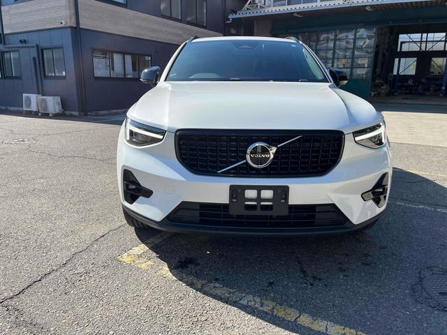 ＸＣ４０ アルティメット　Ｂ４　ＡＷＤ　ダークエディション　全周囲カメラ　クリアランスソナー　パワーシート　サンルーフ　電動リアゲート　アルミホイール　スマートキー　シートヒーター　ＡＴ　エアコン　パワーステアリング（21枚目）