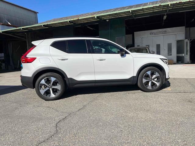 ＸＣ４０ アルティメット　Ｂ４　ＡＷＤ　ダークエディション　全周囲カメラ　クリアランスソナー　パワーシート　サンルーフ　電動リアゲート　アルミホイール　スマートキー　シートヒーター　ＡＴ　エアコン　パワーステアリング（27枚目）