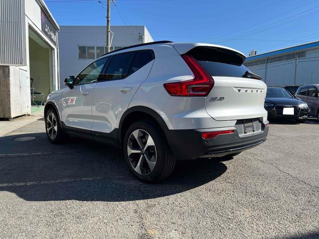ＸＣ４０ アルティメット　Ｂ４　ＡＷＤ　ダークエディション　全周囲カメラ　クリアランスソナー　パワーシート　サンルーフ　電動リアゲート　アルミホイール　スマートキー　シートヒーター　ＡＴ　エアコン　パワーステアリング（33枚目）
