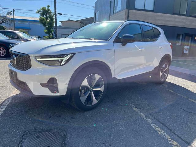 ＸＣ４０ アルティメット　Ｂ４　ＡＷＤ　ダークエディション　全周囲カメラ　クリアランスソナー　パワーシート　サンルーフ　電動リアゲート　アルミホイール　スマートキー　シートヒーター　ＡＴ　エアコン　パワーステアリング（37枚目）