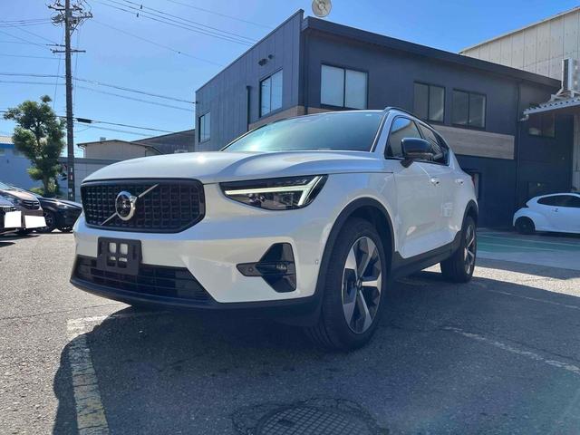 ＸＣ４０ アルティメット　Ｂ４　ＡＷＤ　ダークエディション　全周囲カメラ　クリアランスソナー　パワーシート　サンルーフ　電動リアゲート　アルミホイール　スマートキー　シートヒーター　ＡＴ　エアコン　パワーステアリング（39枚目）