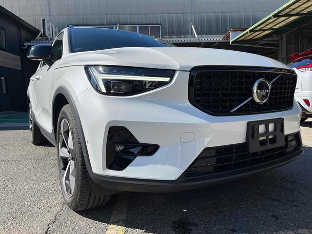 ＸＣ４０ アルティメット　Ｂ４　ＡＷＤ　ダークエディション　全周囲カメラ　クリアランスソナー　パワーシート　サンルーフ　電動リアゲート　アルミホイール　スマートキー　シートヒーター　ＡＴ　エアコン　パワーステアリング（41枚目）