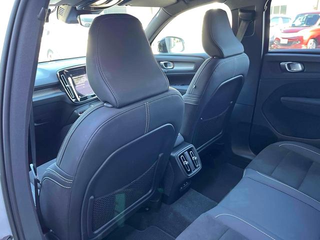 ＸＣ４０ アルティメット　Ｂ４　ＡＷＤ　ダークエディション　全周囲カメラ　クリアランスソナー　パワーシート　サンルーフ　電動リアゲート　アルミホイール　スマートキー　シートヒーター　ＡＴ　エアコン　パワーステアリング（61枚目）
