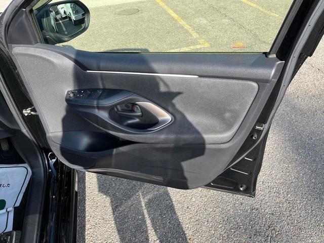 ヤリス ハイブリッドＺ　ドライブレコーダー　ＥＴＣ　バックカメラ　ナビ　ＴＶ　クリアランスソナー　オートクルーズコントロール　レーンアシスト　衝突被害軽減システム　オートマチックハイビーム　オートライト（46枚目）