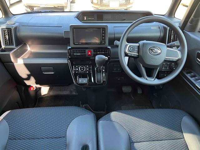 タント カスタムＸ　ＥＴＣ　バックカメラ　両側電動スライドドア　ナビ　ＴＶ　クリアランスソナー　衝突被害軽減システム　オートライト　スマートキー　アイドリングストップ　電動格納ミラー　シートヒーター　ベンチシート　ＣＶＴ（2枚目）