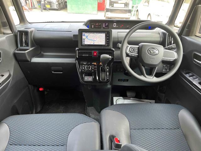 タント カスタムＸ　ＥＴＣ　バックカメラ　両側電動スライドドア　ナビ　ＴＶ　クリアランスソナー　衝突被害軽減システム　オートライト　スマートキー　アイドリングストップ　電動格納ミラー　シートヒーター　ベンチシート　ＣＶＴ（2枚目）